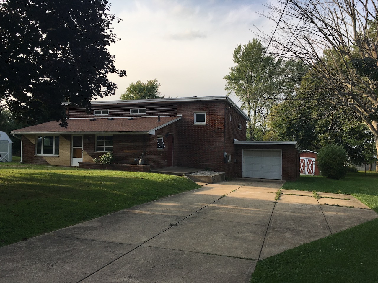 Single Family Home for Rent Clear Sky Realty, Inc.