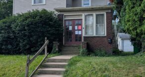170 W Columbia St, Alliance, OH 44601 (Showing Now!)