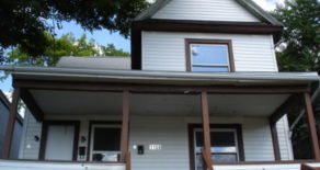 1108 Erie St S, (Upstairs Apt) Massillon, OH 44646
